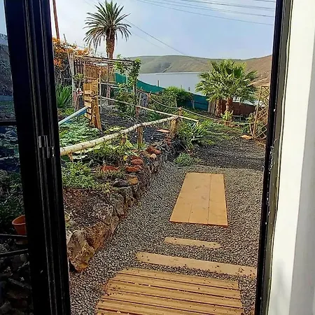 Eco Casa Tierra *
