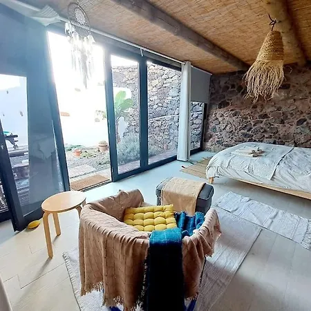Eco Casa Tierra *